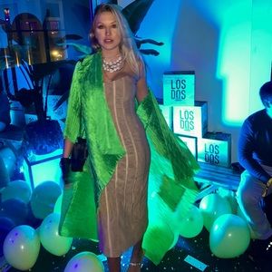 Meet your Posher, Lida